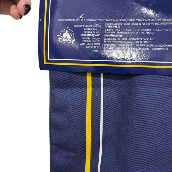 DISNEY PARKS HANUKKAH REVERSIBLE TABLE RUNNER - Picture 7 of 7